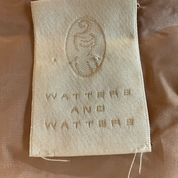 Watters and Watters Mother of the Bride Metallic Floral Embroidered Jacket - Picture 2 of 16